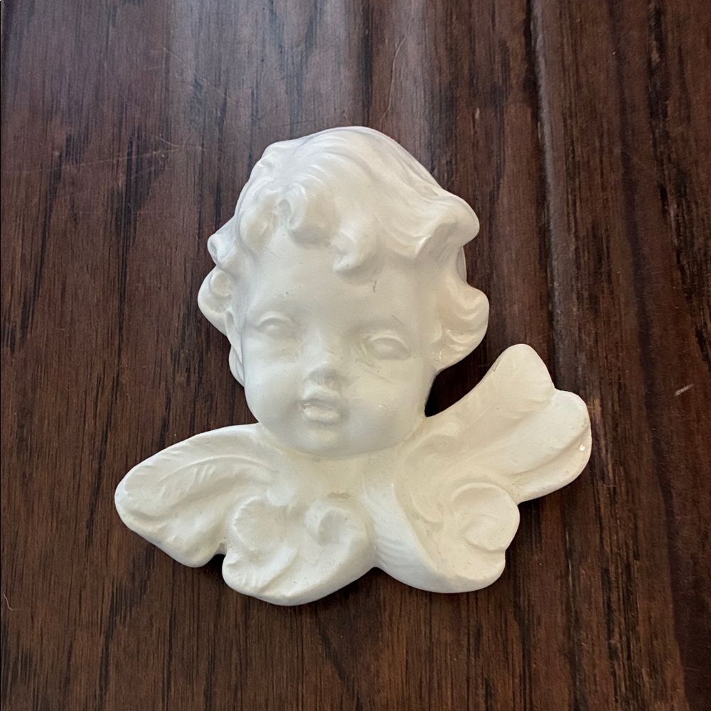 Sweet cherub angel wall hanging 3.5 inch